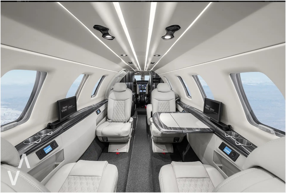 Light Jet private aircraft 2